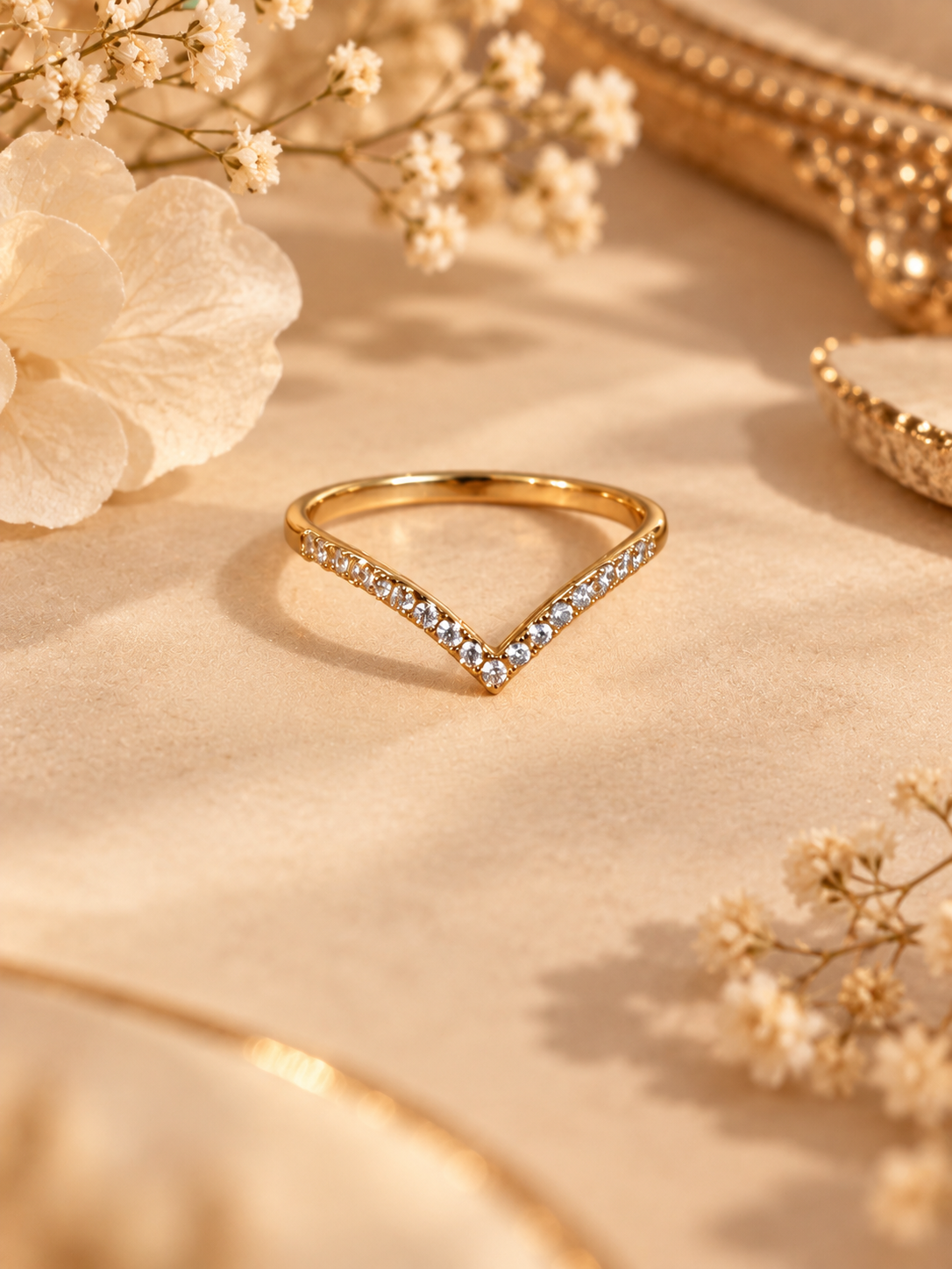 V-Line Diamond Ring